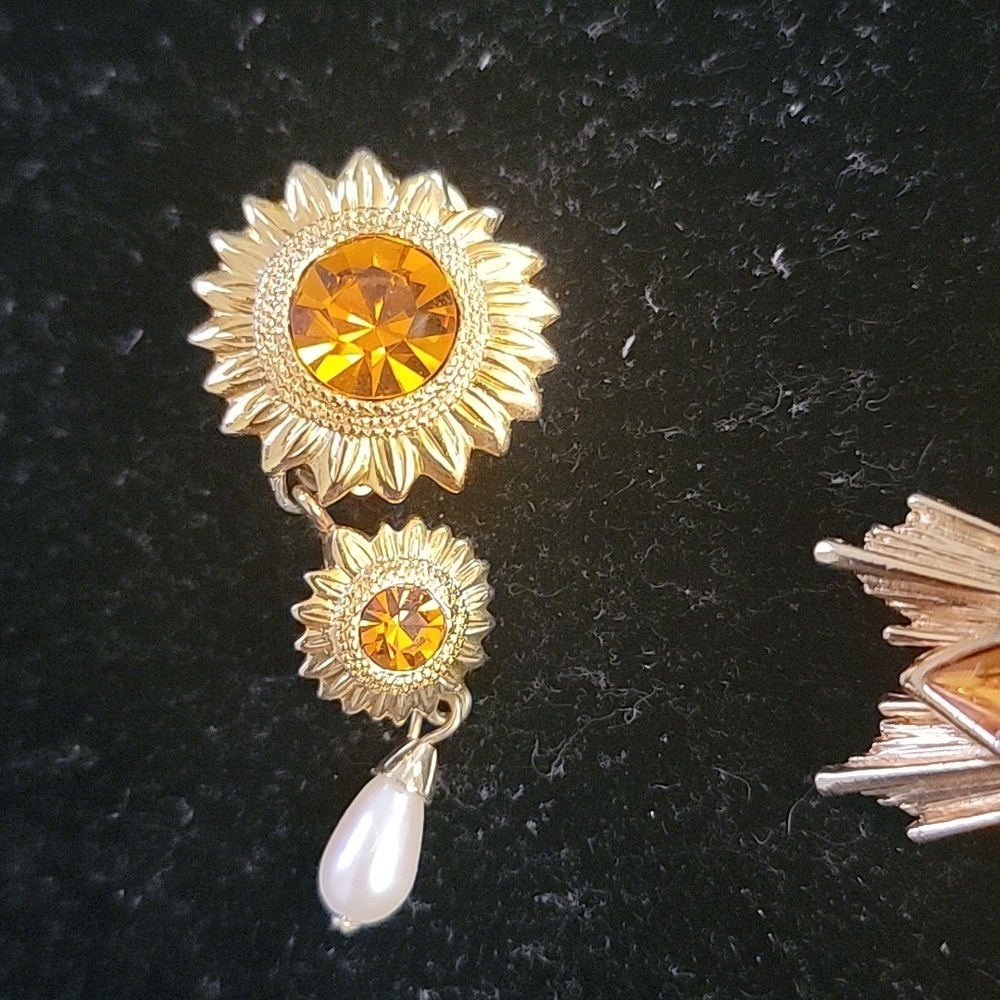Rare Vintage Joan Rivers Amber Topaz Rhinestone Maltese Cross StarBurst Brooch - Picture 2 of 7